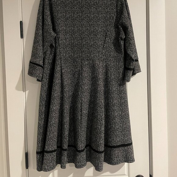Darling Black/white swing dress - 2XL - Picture 2 of 9